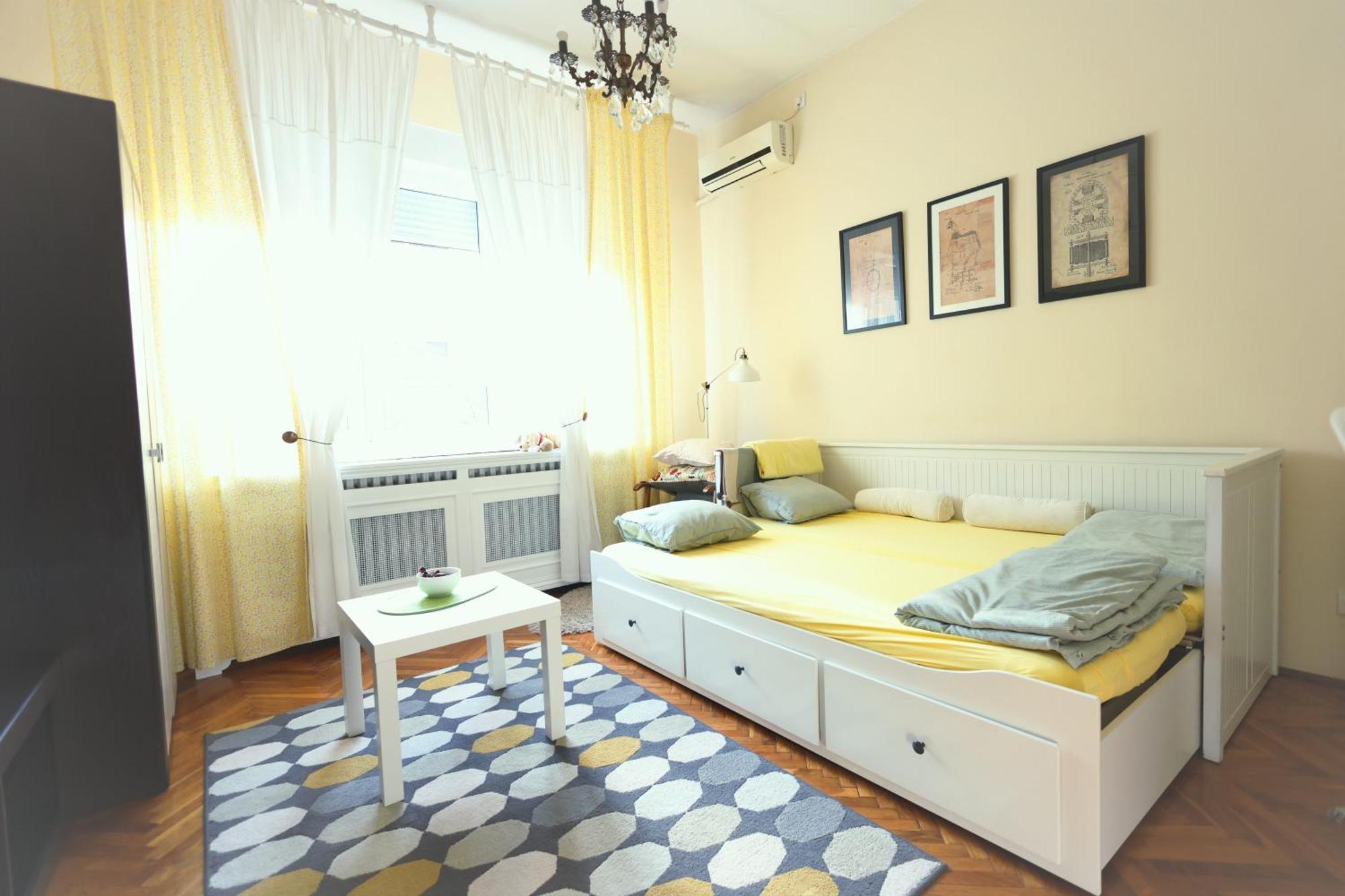 Studio Jasna Novi Sad Luaran gambar
