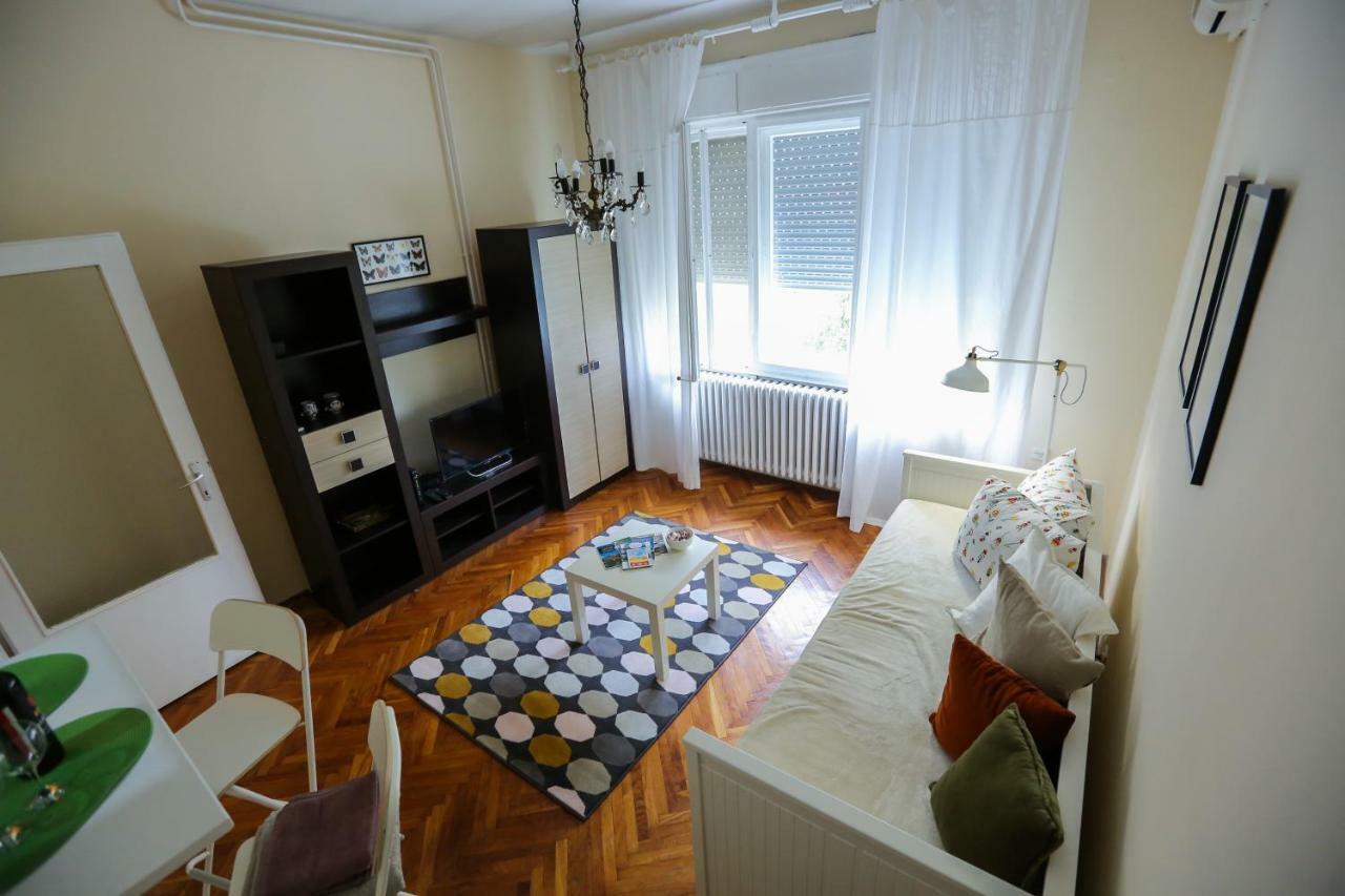 Studio Jasna Novi Sad Luaran gambar